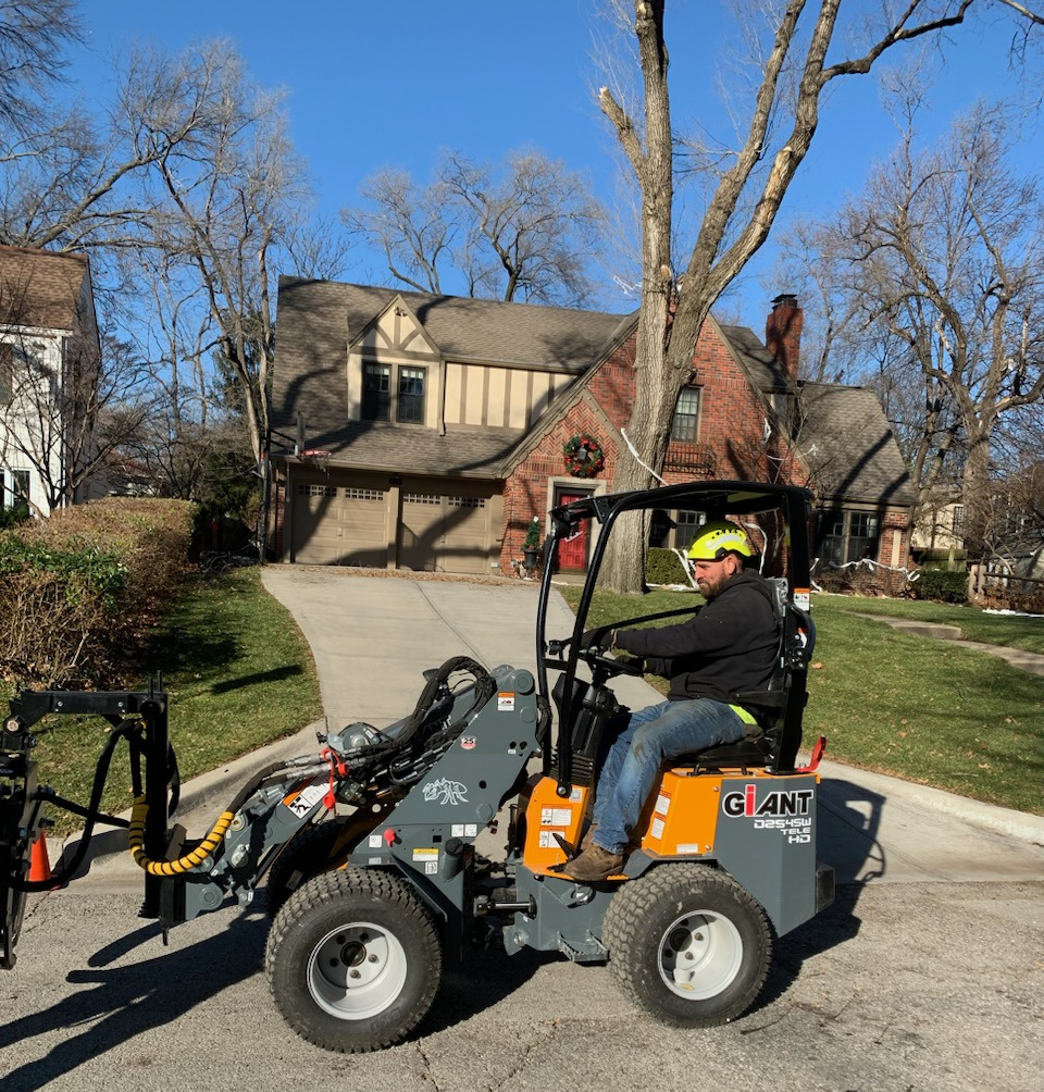 Kansas City Tree Care - disaster relief